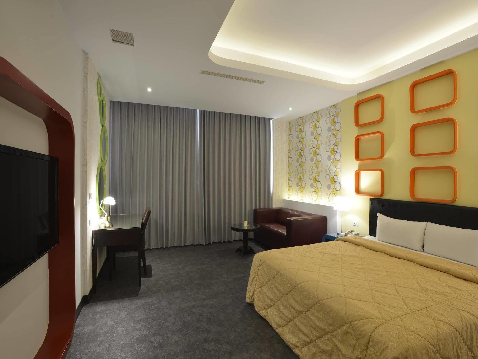 Duo Romance Hotel Хуалянь Экстерьер фото