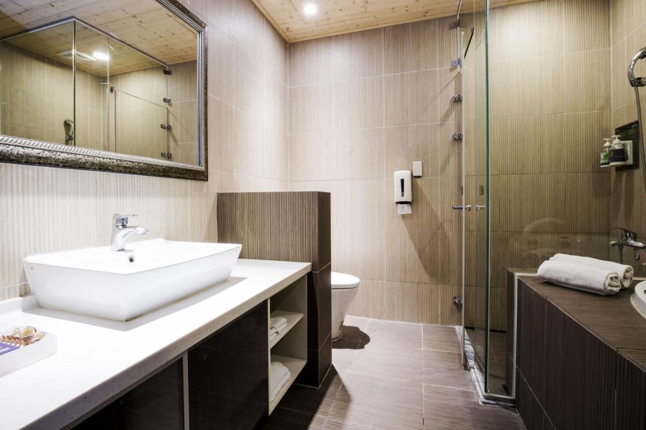Duo Romance Hotel Хуалянь Экстерьер фото